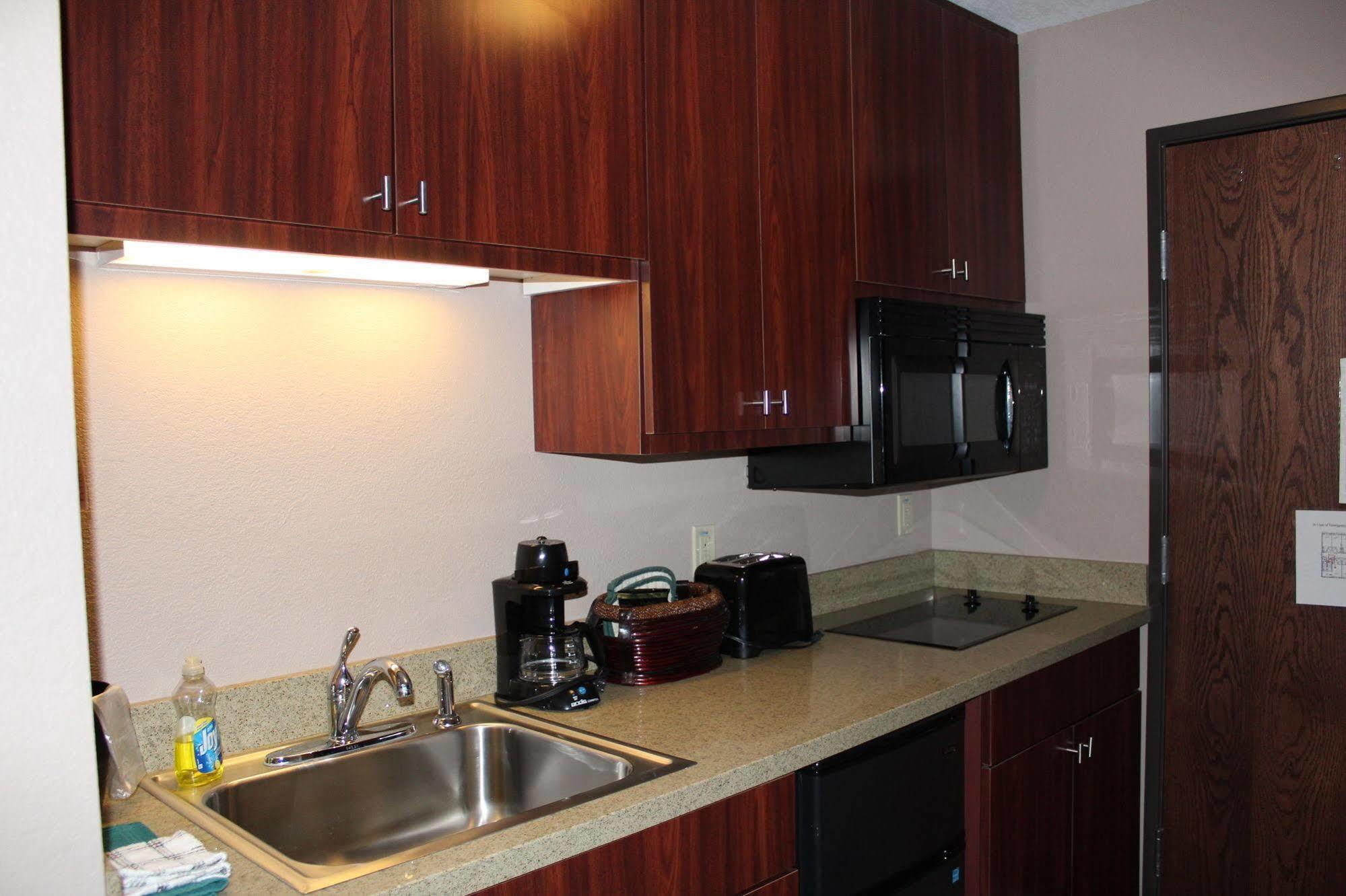 Bell'S Extended Stay And Suites เซนต์โรเบิร์ต ภายนอก รูปภาพ