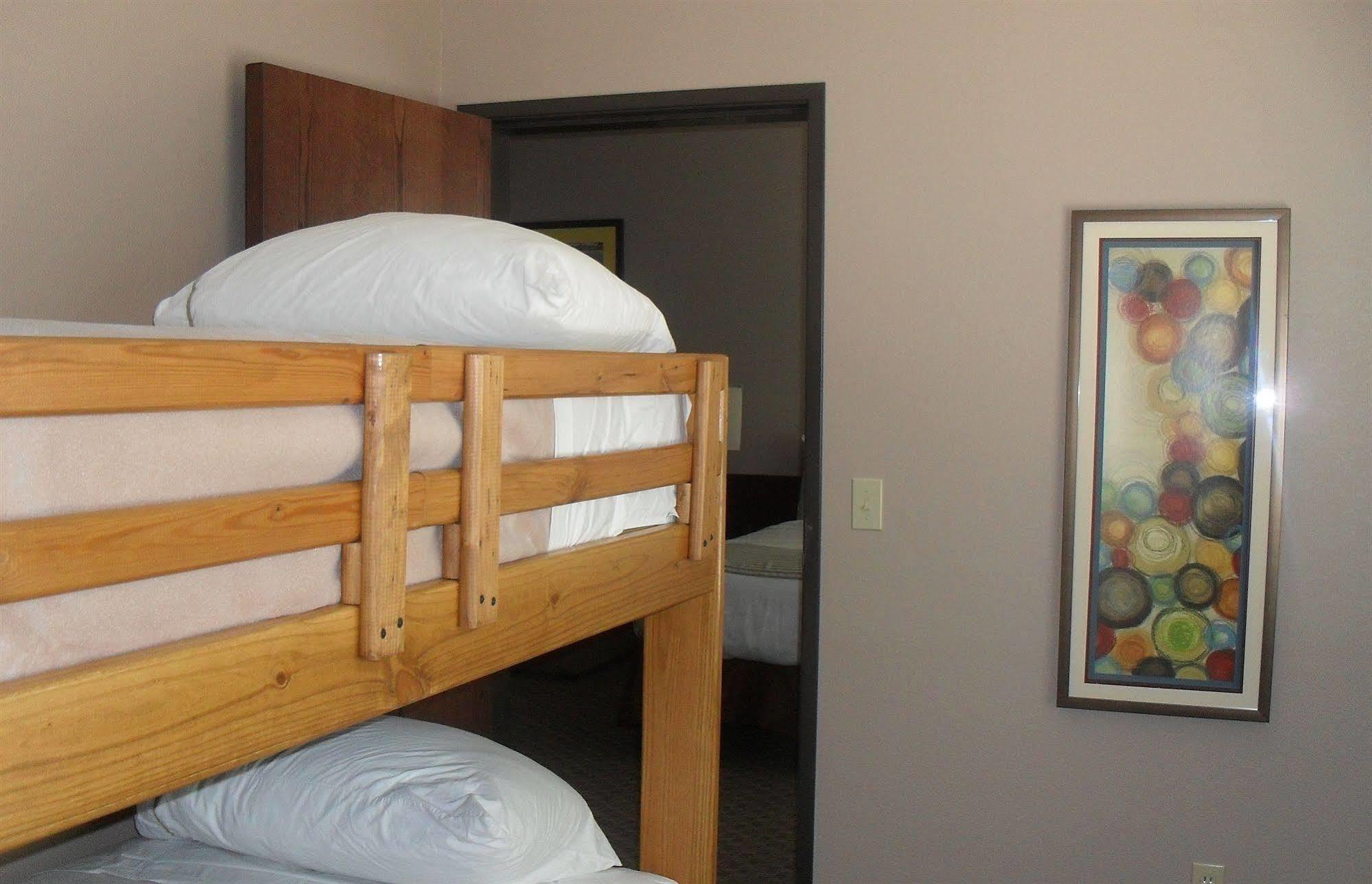 Bell'S Extended Stay And Suites เซนต์โรเบิร์ต ภายนอก รูปภาพ