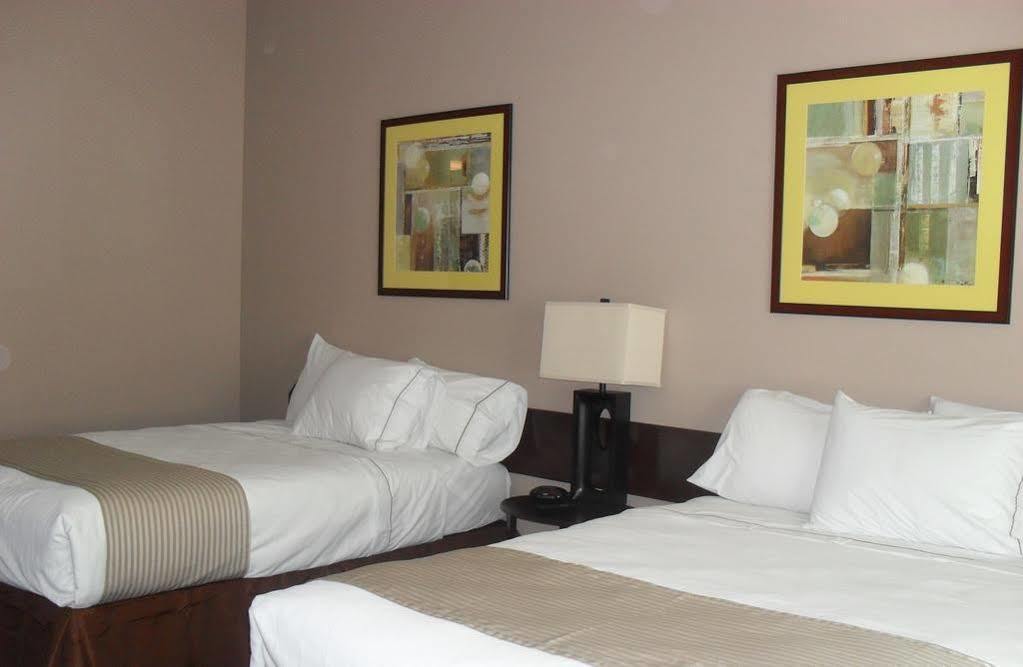 Bell'S Extended Stay And Suites เซนต์โรเบิร์ต ภายนอก รูปภาพ